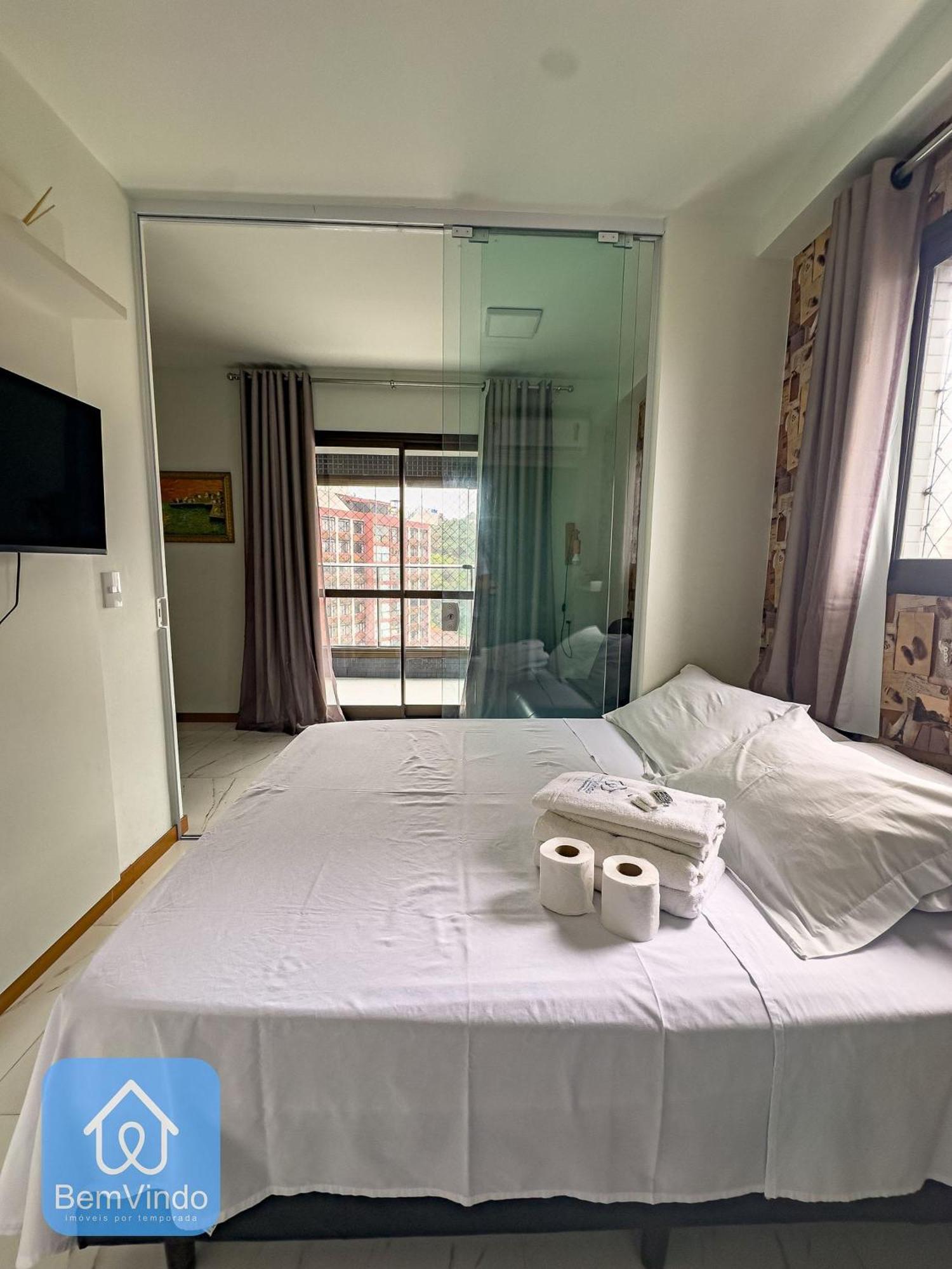 Com Varanda Na Barra Apartamento Salvador